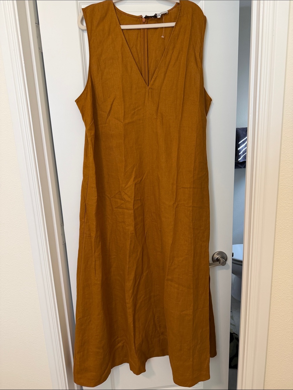 Banana Republic V-Neck Sleeveless Linen Maxi Dress, Size XXL, NWT - Picture 4 of 5